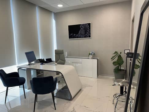 Slider image (6) Dr. Guillermo Guerra Gil de Leyva - Rhinoplasty Specialist